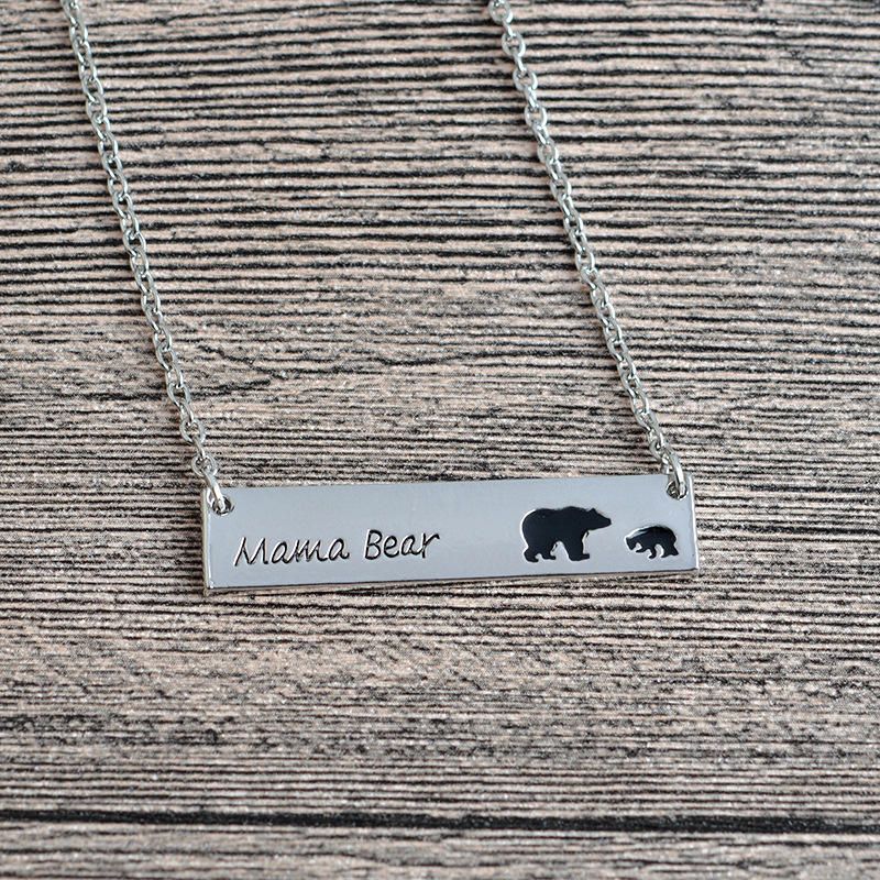 Kreativa Bokstäver Graverade Mama Bear Hänge Halsband Söt Familj Nyckelben Halsband För Kvinnor