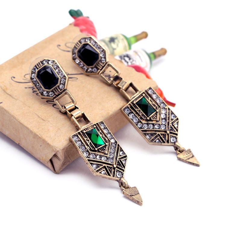 Retro Emerald Diamond Ear Drop Strassörhänge Långstils Örhängen För Kvinnor