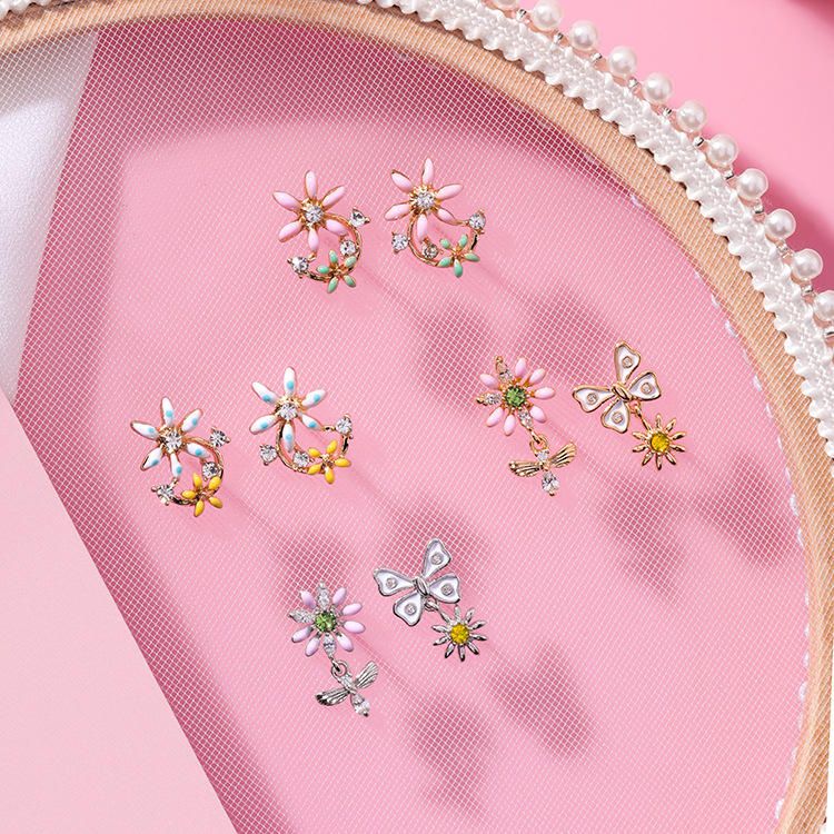 Sweet Flower Butterfly Stud Örhängen Anallergic Sterling Silver Needle Rhinestone Damörhängen