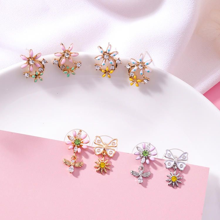 Sweet Flower Butterfly Stud Örhängen Anallergic Sterling Silver Needle Rhinestone Damörhängen